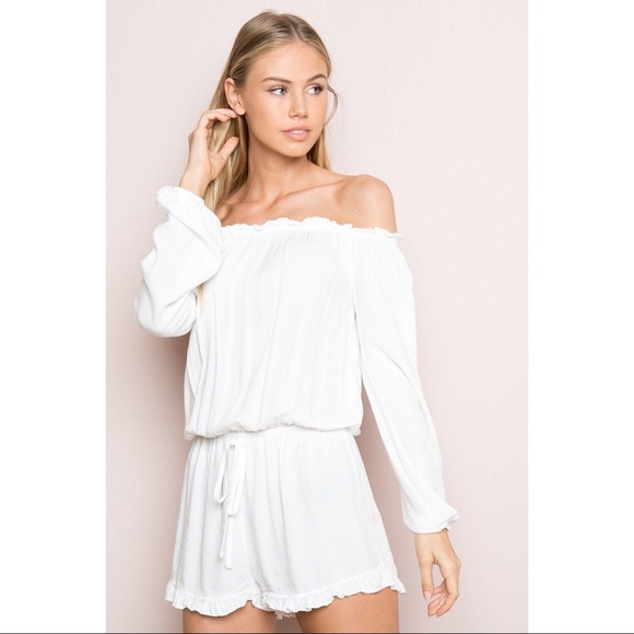 Brandy Melville Dresses & Skirts - Brandy Melville white romper